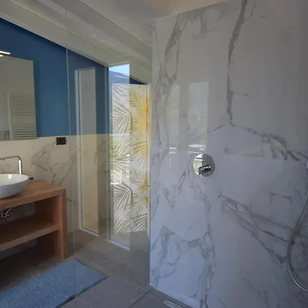 Apartment Jolanda Bellagio Wild Flowers *