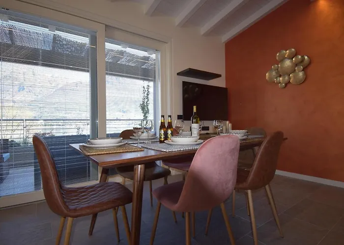 Jolanda Bellagio Wild Flowers * Onno