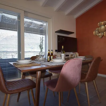 Jolanda Bellagio Wild Flowers * Onno