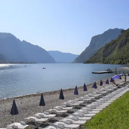 公寓 Jolanda Bellagio Wild Flowers